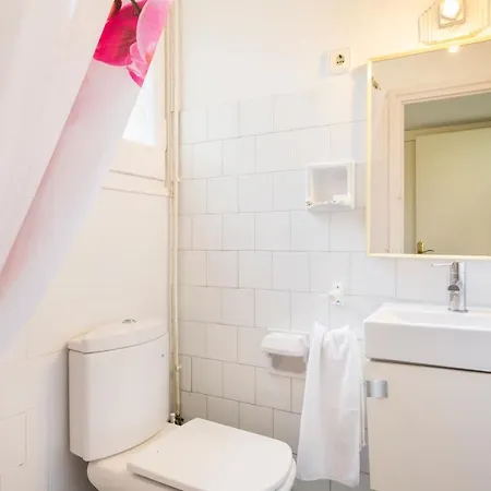Villa Navarra Terramar Con Jardin Y Piscina Privada, Con Capacidad Para Grupos- Pet Friendly Sitges