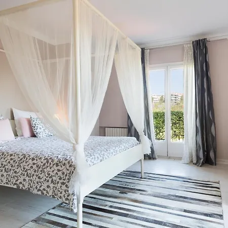 Villa Navarra Terramar Con Jardin Y Piscina Privada, Con Capacidad Para Grupos- Pet Friendly * Sitges