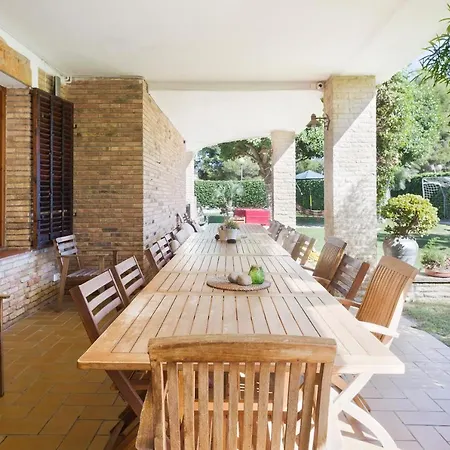 Villa Navarra Terramar Con Jardin Y Piscina Privada, Con Capacidad Para Grupos- Pet Friendly Villa *
