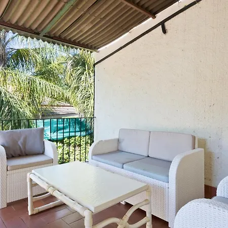 Villa Villa Navarra Terramar Con Jardin Y Piscina Privada, Con Capacidad Para Grupos- Pet Friendly Sitges